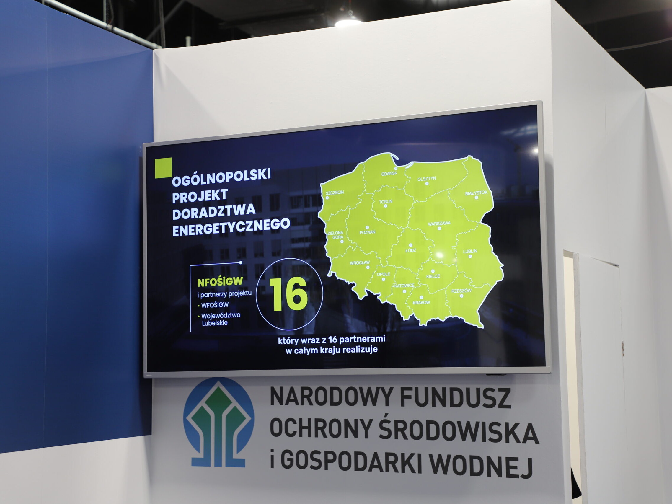 widok ekranu, na którym jest slajd z mapą polski pokazujący obszar działań doradczychi